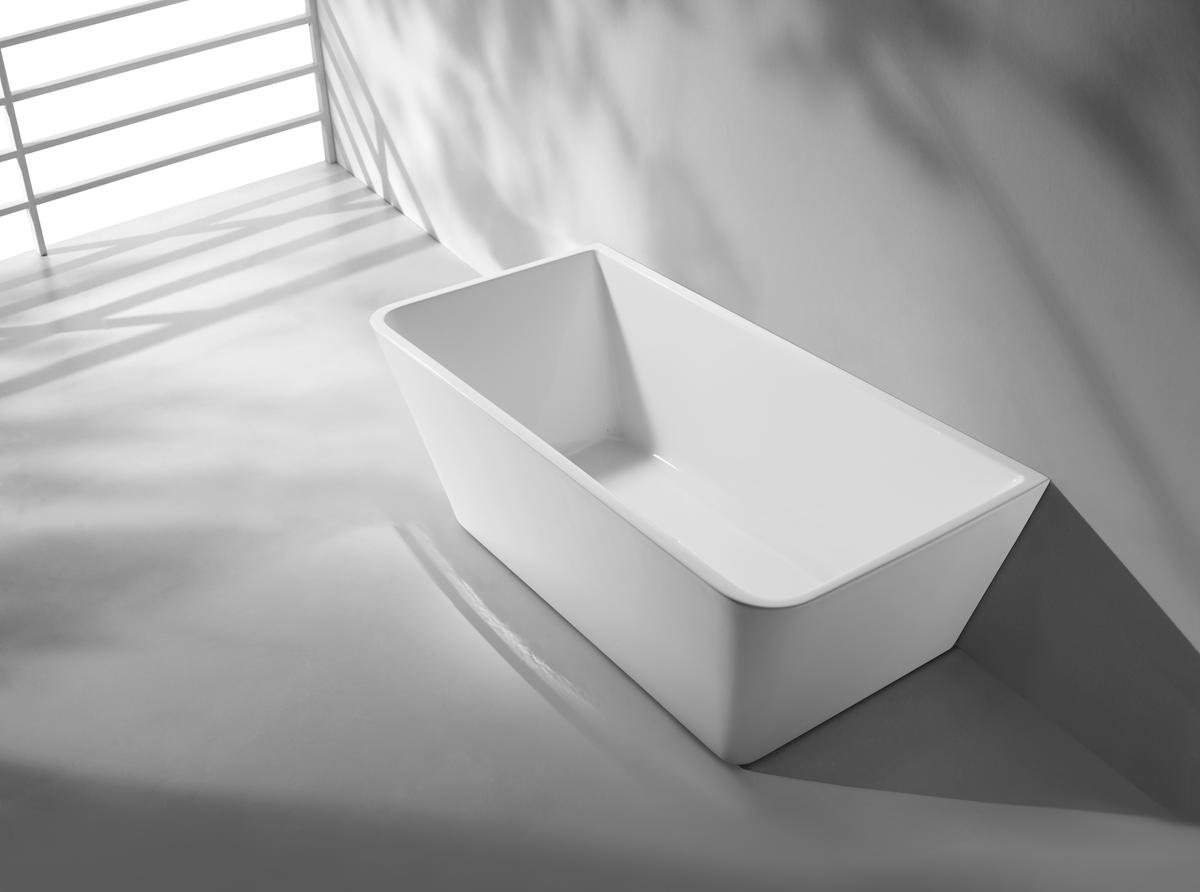 Back-to-Wall Freestanding Bath